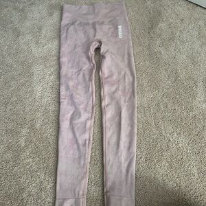 Gymshark seamless rose / baby pink camo leggings xs